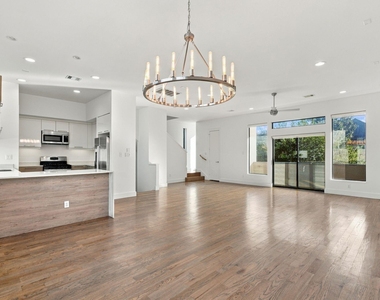 1109 Bonner Street - Photo Thumbnail 13