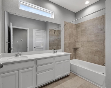 9828 Rugged Oaks Drive - Photo Thumbnail 28