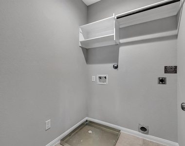 9828 Rugged Oaks Drive - Photo Thumbnail 29