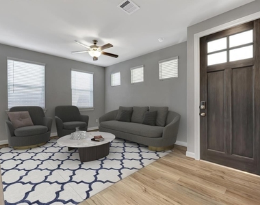 9828 Rugged Oaks Drive - Photo Thumbnail 5
