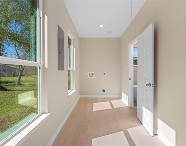 4654 N Teague Street - Photo Thumbnail 33