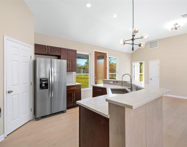 4654 N Teague Street - Photo Thumbnail 19