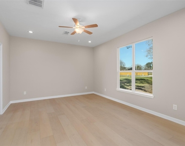 4654 N Teague Street - Photo Thumbnail 27