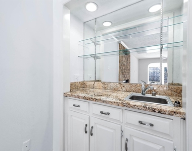 3142 Frontier Drive - Photo Thumbnail 6