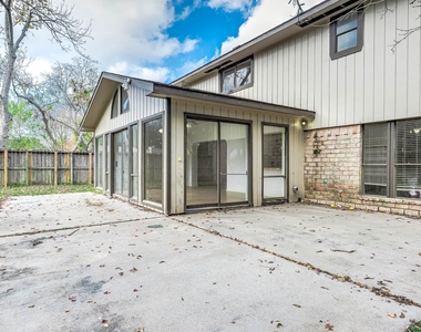 3142 Frontier Drive - Photo Thumbnail 24