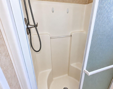405 Blue Water Boulevard - Photo Thumbnail 16