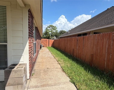 19623 Dakota Springs Drive - Photo Thumbnail 14