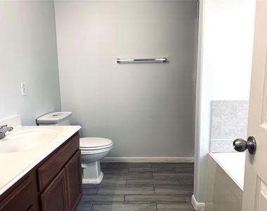 2707 Trementina Dr - Photo Thumbnail 20