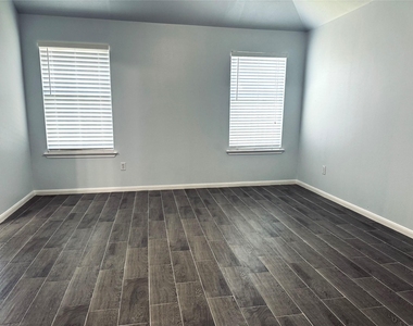 2707 Trementina Dr - Photo Thumbnail 19