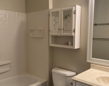7334 Dew Mist Lane - Photo Thumbnail 16