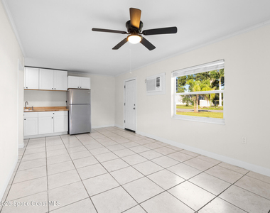 2 Annette Drive - Photo Thumbnail 4