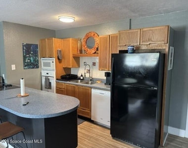 1350 Atlantic Street - Photo Thumbnail 3