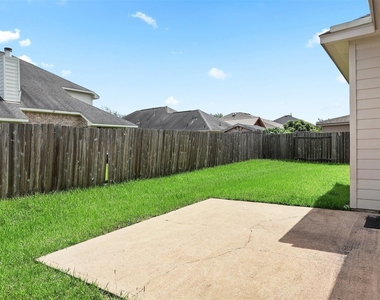 7611 Waterlilly Lane - Photo Thumbnail 24