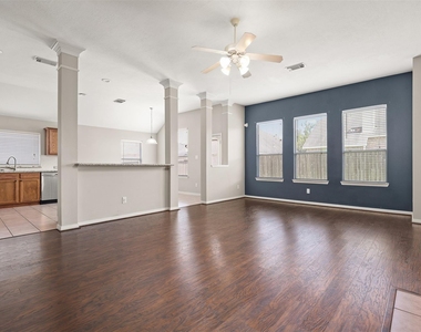 7611 Waterlilly Lane - Photo Thumbnail 3