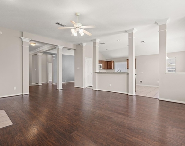 7611 Waterlilly Lane - Photo Thumbnail 2