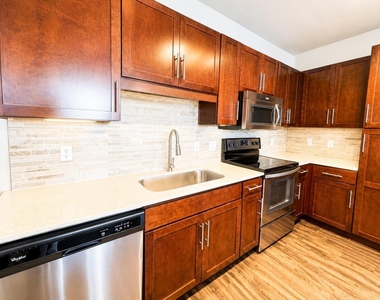 2910 Milam St Street - Photo Thumbnail 4