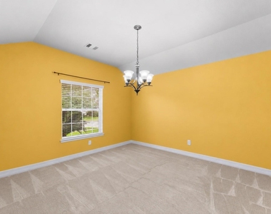 28518 Lockeridge Farms Drive - Photo Thumbnail 3