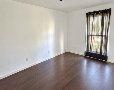 10102 Valley Wind Drive - Photo Thumbnail 13