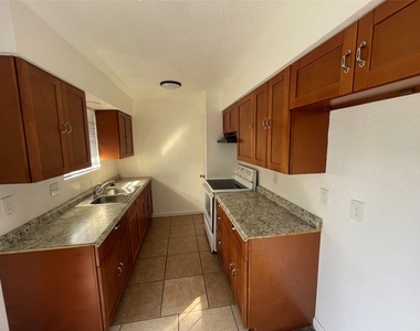 10102 Valley Wind Drive - Photo Thumbnail 5
