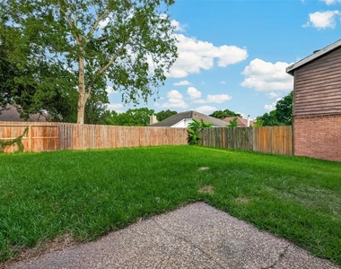 1818 Foxlake Drive - Photo Thumbnail 32