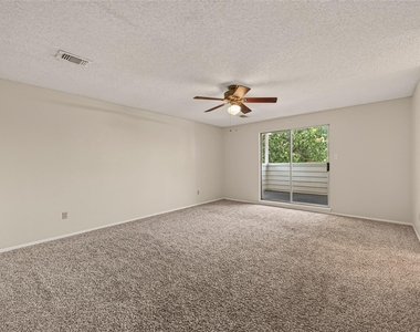1818 Foxlake Drive - Photo Thumbnail 24