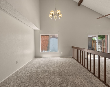 1818 Foxlake Drive - Photo Thumbnail 16