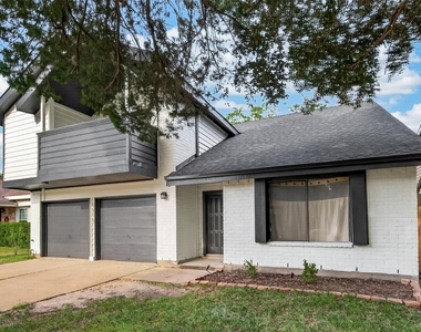 1818 Foxlake Drive - Photo Thumbnail 1