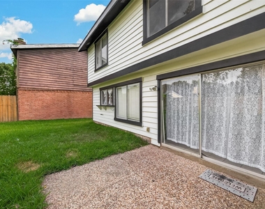1818 Foxlake Drive - Photo Thumbnail 29