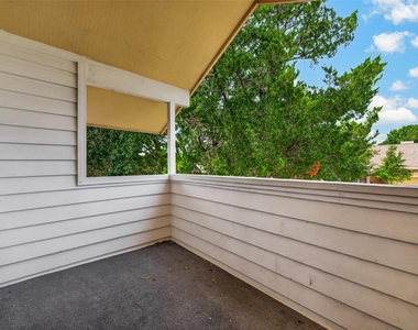 1818 Foxlake Drive - Photo Thumbnail 28