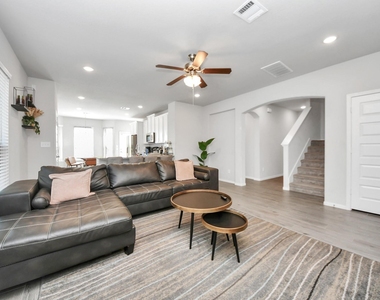 24319 Wild Bramble Lane - Photo Thumbnail 7