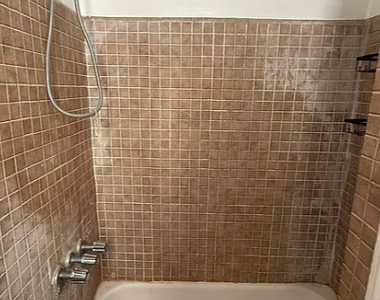 328 East 73rd Street - Photo Thumbnail 3