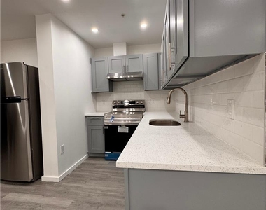 2250 Butler Street - Photo Thumbnail 3