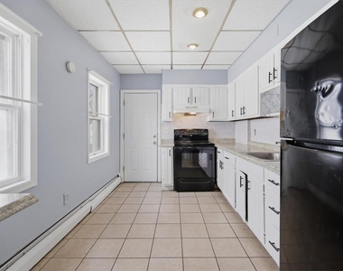 1344 Gordon Street - Photo Thumbnail 11