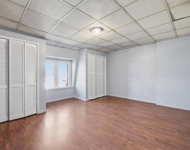 1344 Gordon Street - Photo Thumbnail 21