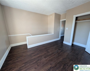 821 N 7th Street - Photo Thumbnail 15