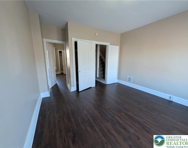 821 N 7th Street - Photo Thumbnail 6