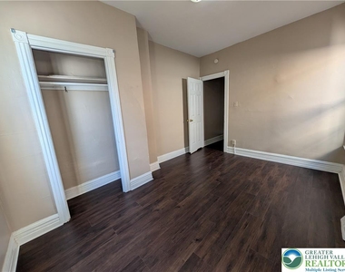 821 N 7th Street - Photo Thumbnail 8