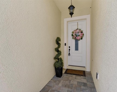 750 Grand Cypress Lane - Photo Thumbnail 6