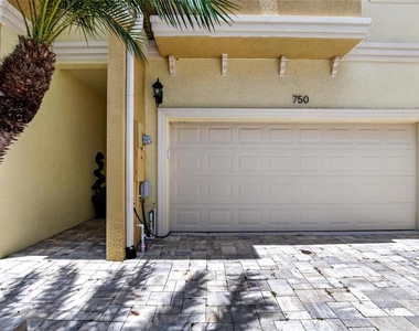 750 Grand Cypress Lane - Photo Thumbnail 5