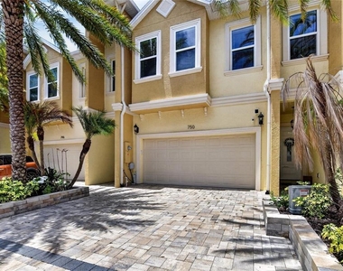 750 Grand Cypress Lane - Photo Thumbnail 3