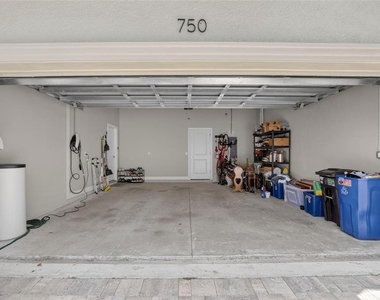 750 Grand Cypress Lane - Photo Thumbnail 8