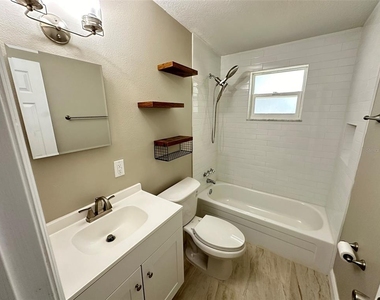 38737 12th Avenue - Photo Thumbnail 15