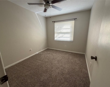 511 Cocoplum Dr - Photo Thumbnail 4