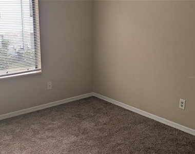 1022 Howell - Photo Thumbnail 7