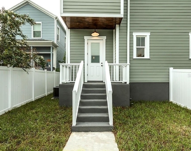 904 E Osborne Avenue - Photo Thumbnail 36