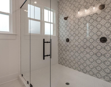 904 E Osborne Avenue - Photo Thumbnail 35