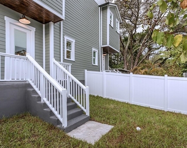 904 E Osborne Avenue - Photo Thumbnail 37