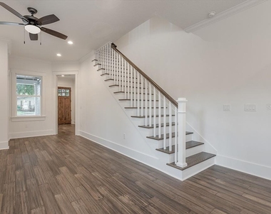 904 E Osborne Avenue - Photo Thumbnail 17