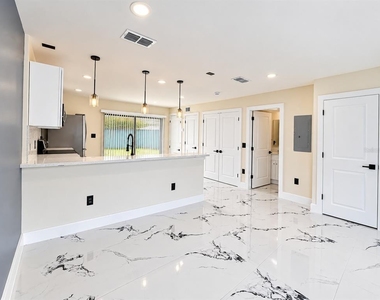3027 Aaron Burr Avenue - Photo Thumbnail 9