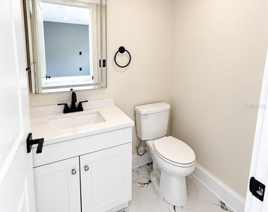 3027 Aaron Burr Avenue - Photo Thumbnail 14